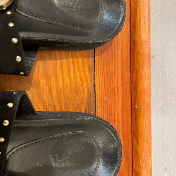 Zara Black Slides with Gold Studs - Picture 3 of 5